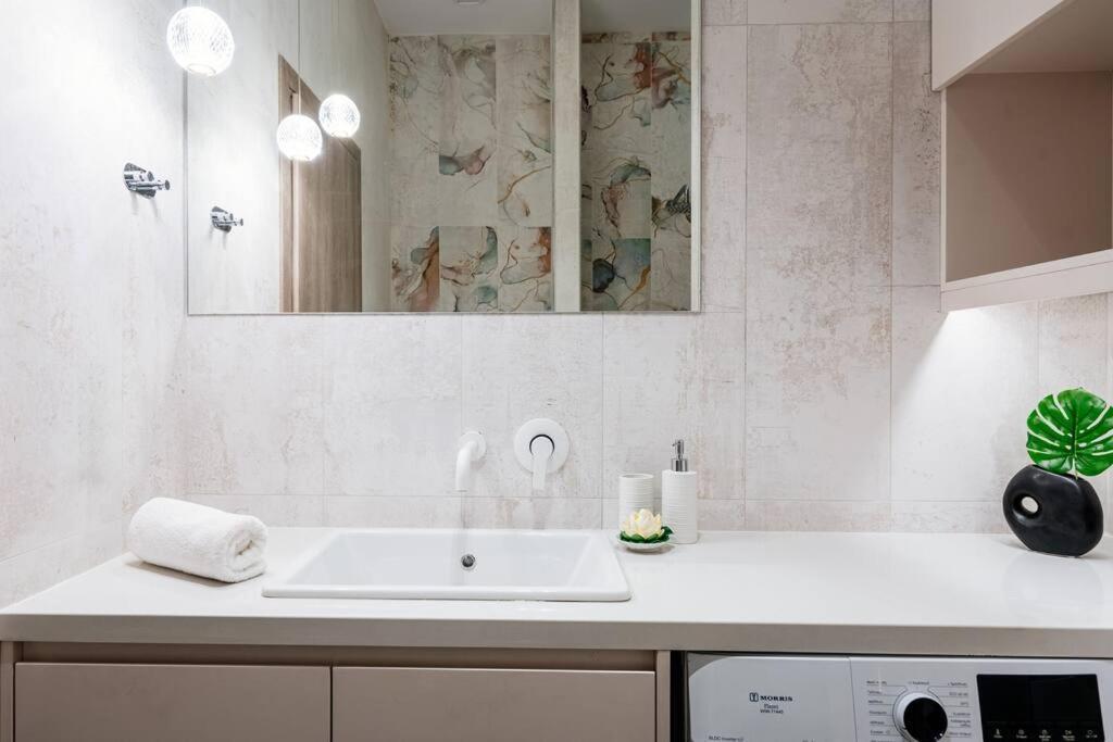 Euphoria Luxury Apartment イラクリオン エクステリア 写真